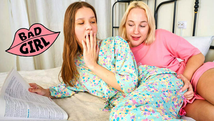 [ClubSweethearts] - Kitty and Avrori learn how to spell pussy - Kitty Doll88 - Avrora Murai